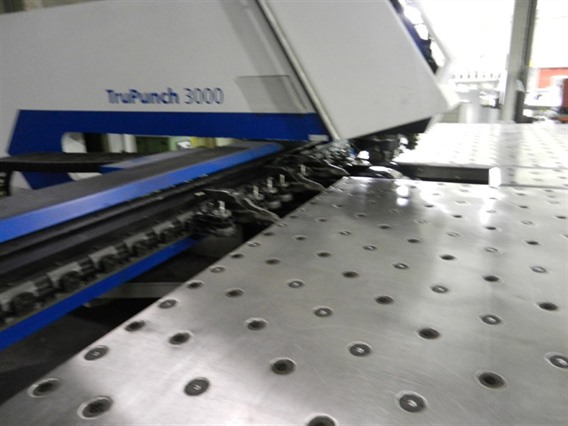 Trumpf TruPunch 3000 large format