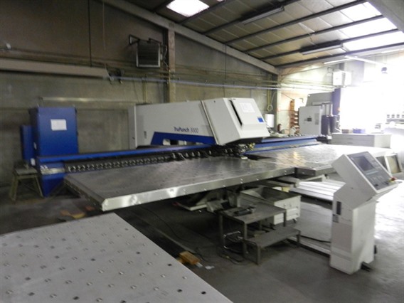 Trumpf TruPunch 3000 large format
