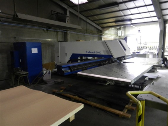 Trumpf TruPunch 3000 large format