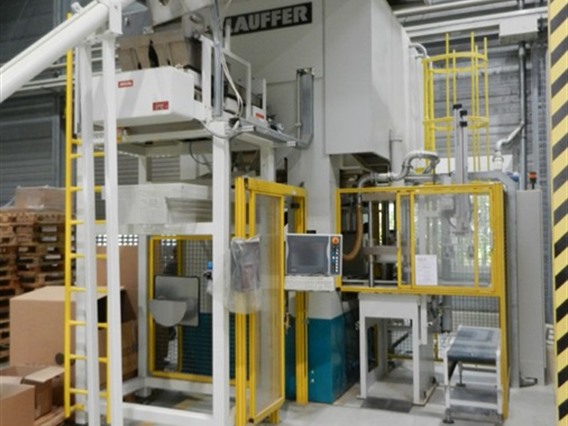 Laufer MSA RKO 500 ton press for composite mat.