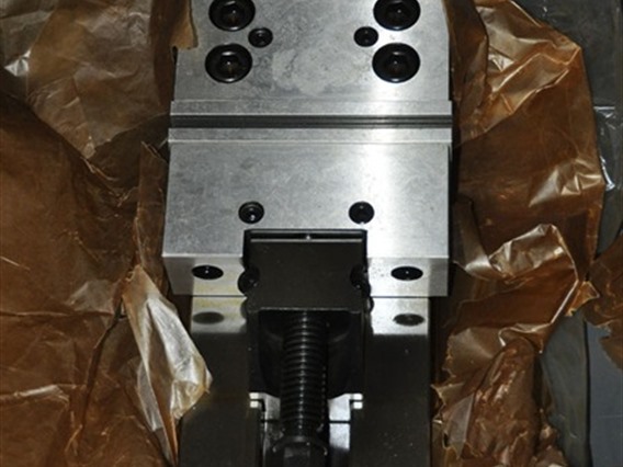 Haas VM 3 CNC mouldmaker