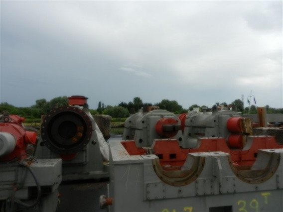 Wean United Contin. hot strip rolling mill (8 stands)