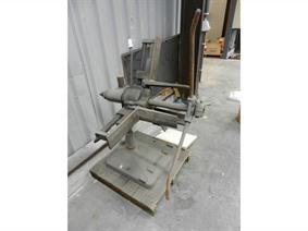 Dimeco decoiler 750 kg, Coil handling