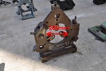 Various steadies for lathes 