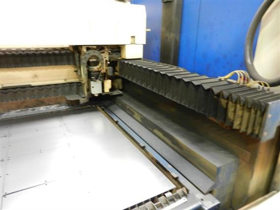 Trumpf L2530 1250 x 2500 mm 2,4 kW