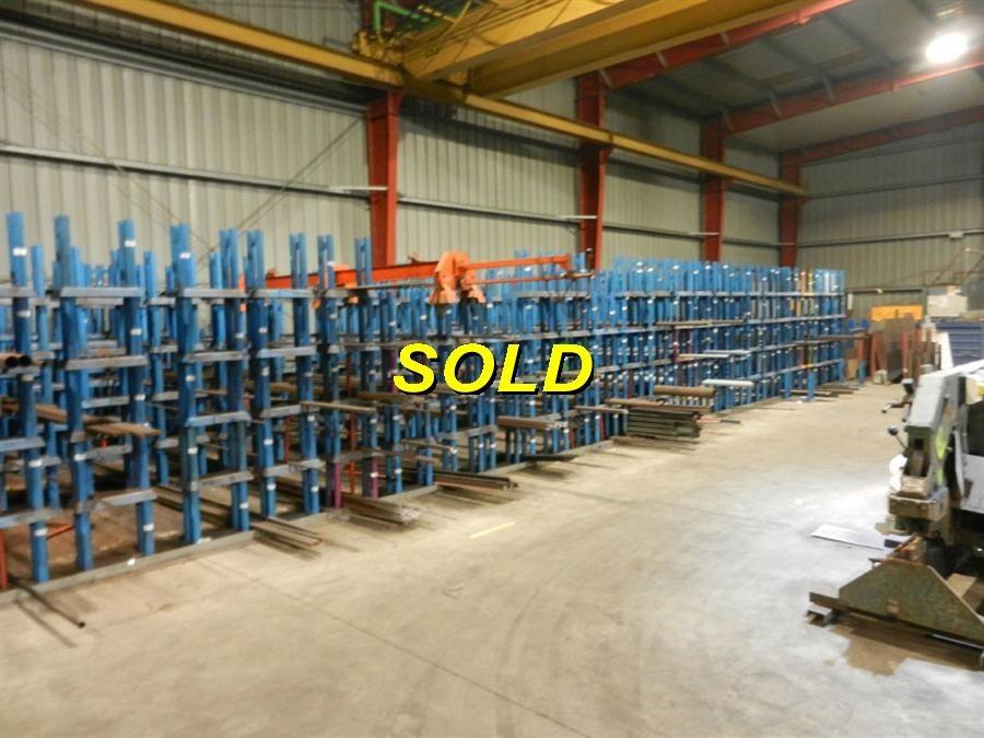 Used Storage & retrievel systems / Containers, Stacking rack system ...