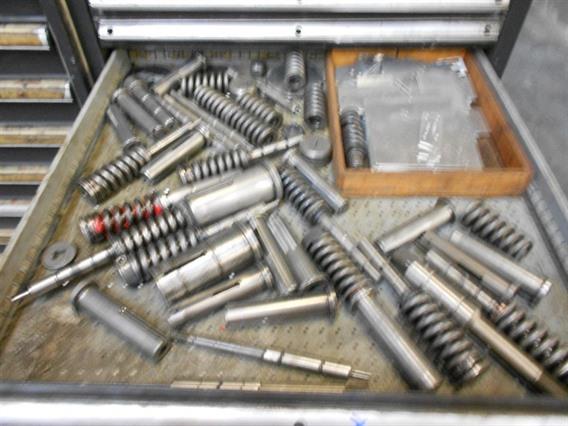 Lista cases with amada punch tools