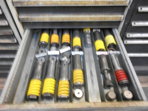 Lista cases with amada punch tools