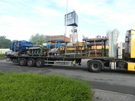 Manufacturing concrete slabs Stelcon