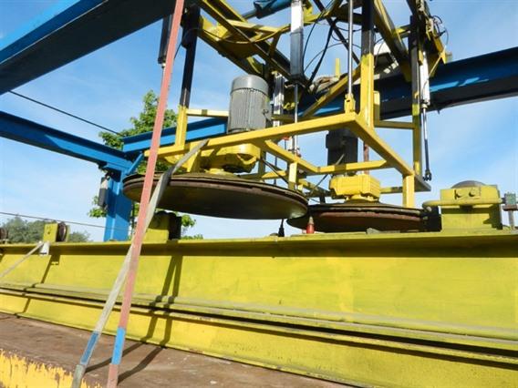 Manufacturing concrete slabs Stelcon