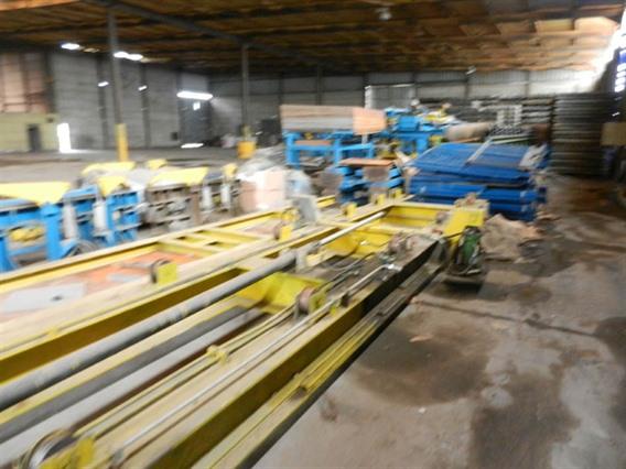 Manufacturing concrete slabs Stelcon