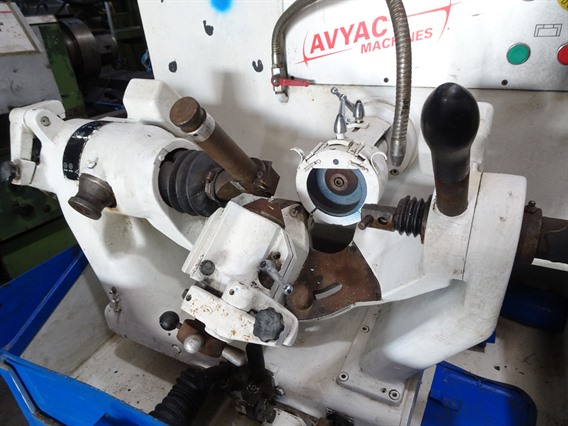 Avyac 3P32 drill sharpener