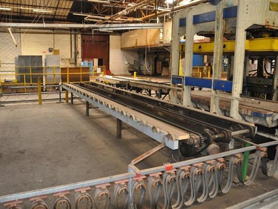 Valette panel press 410 ton