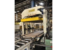 Valette panel press 410 ton, Presse ad azione singola a 4 colonne