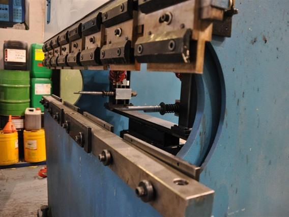 Haco PPES 40 ton x 1600 mm CNC