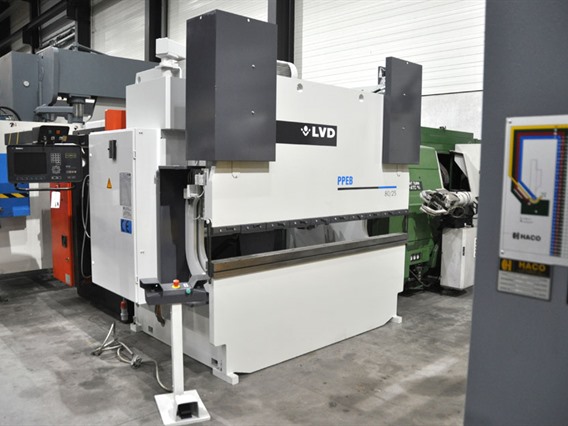 LVD PPEB-EQ 80 ton x 2500 mm CNC