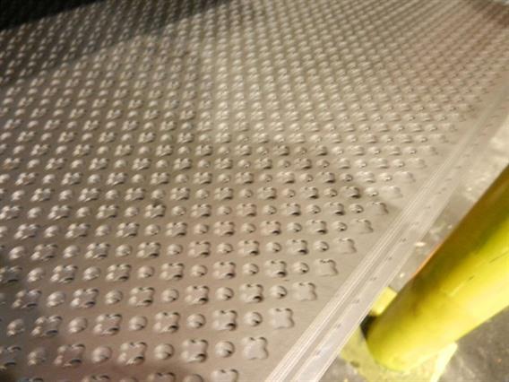 Soenen perforation line 1300 x 0,4/2mm