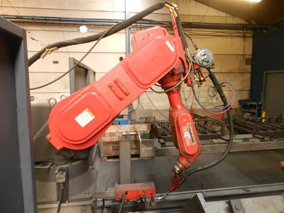 Panasonic VR032 6 axis robot + 4 welding stations