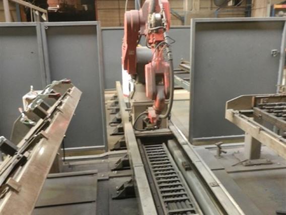 Panasonic VR032 6 axis robot + 4 welding stations