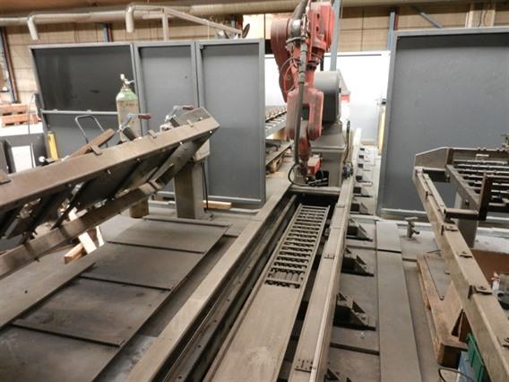 Panasonic VR032 6 axis robot + 4 welding stations