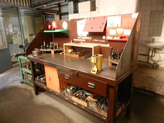 Mazak VTC20B X: 1120 - Y: 510 - Z: 510mm