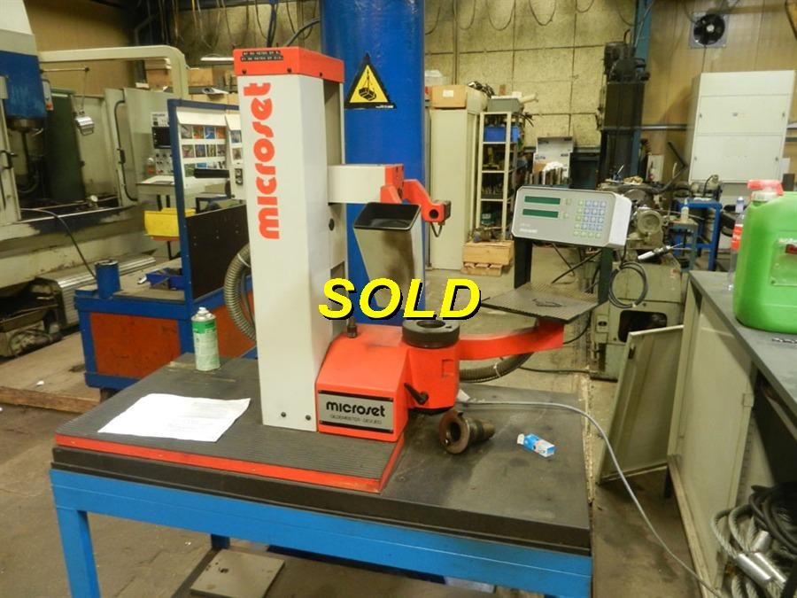 Used Vertical digitizing & coordinating measuring Machines ...