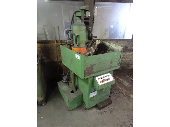 VAM 400R/V punch/tool grinder