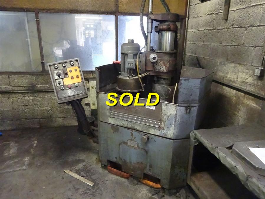 Tomacco punch/tool grinder Tool grinding machines, N° 8557