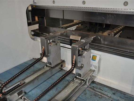 LVD PPEB-EFL Turbo 320 ton x 3100 mm CNC