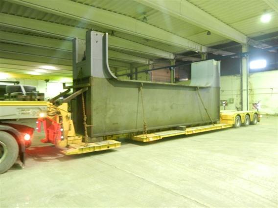 Bakker 500 ton Dish end forming press