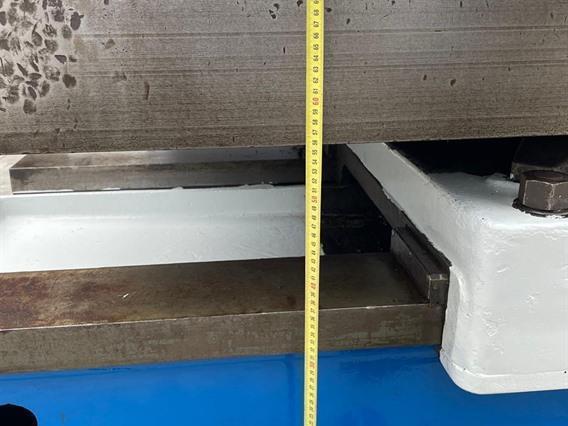 Cornac turntable 3000 x 2000 mm