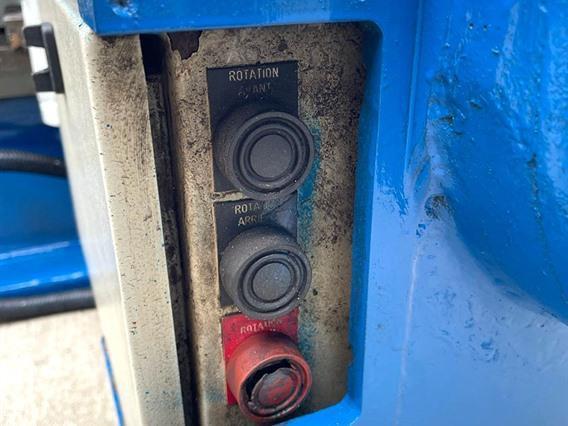 Cornac turntable 3000 x 2000 mm