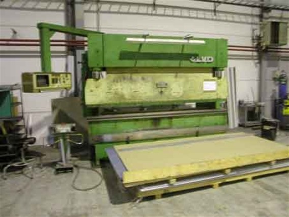 LVD PPE 110/30 CNC