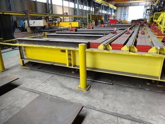 Welding assembling tables