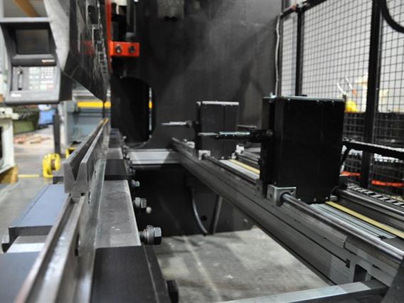 Amada Promecam HFBO 220 ton x 3100 mm CNC