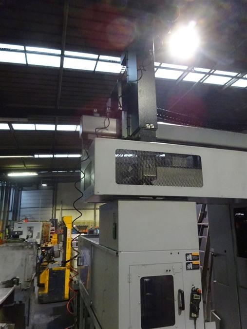 Used CNC lathes, DMG Mori Seiki - NT-4250/1500SZ robot N° 9196