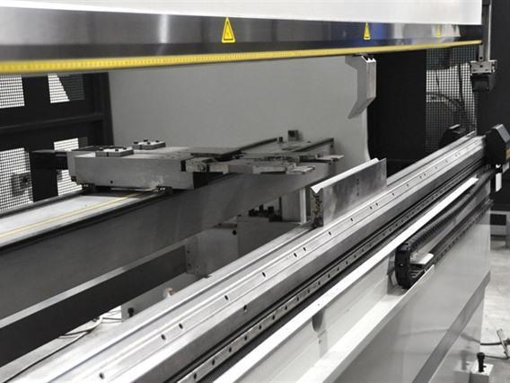 LVD PPEB-EFL Turbo 170 ton x 3100 mm CNC