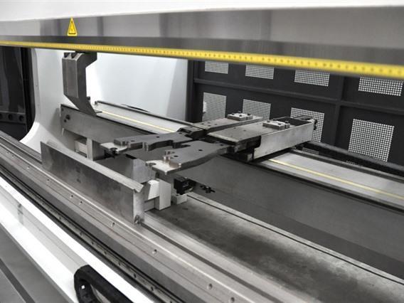 LVD PPEB-EFL Turbo 170 ton x 3100 mm CNC