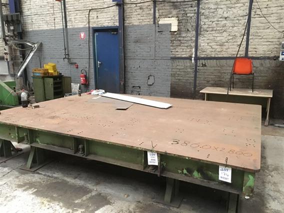 Clamping table 3860 x 2800 mm