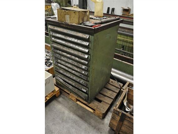 Tool cabinet 11 drawers