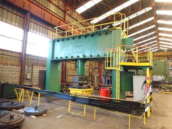LVD CN 400 ton dish end forming