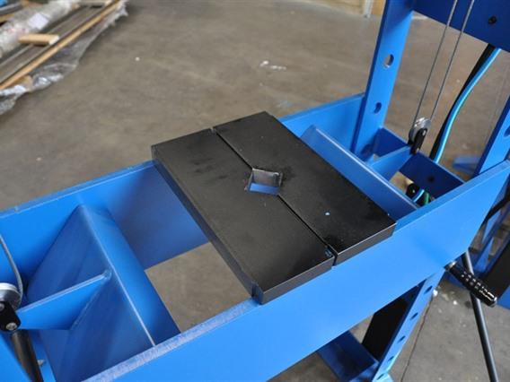 Arlo HF 50 ton