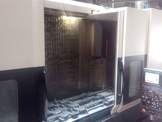 Mazak VTC 820/30 X: 3000 - Y: 820 - Z: 720mm CNC