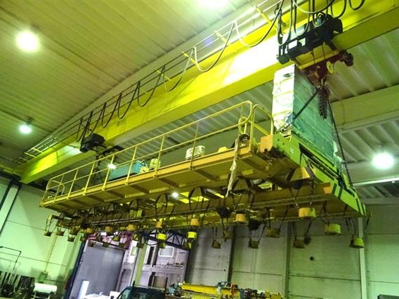 Fimec crane with magnetic plate hoist 15 ton