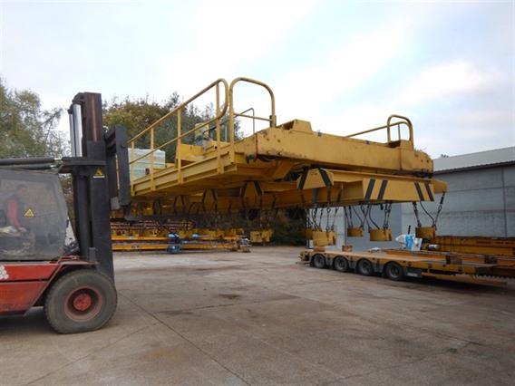 Fimec crane with magnetic plate hoist 15 ton