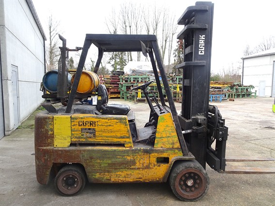 Clark 4 ton