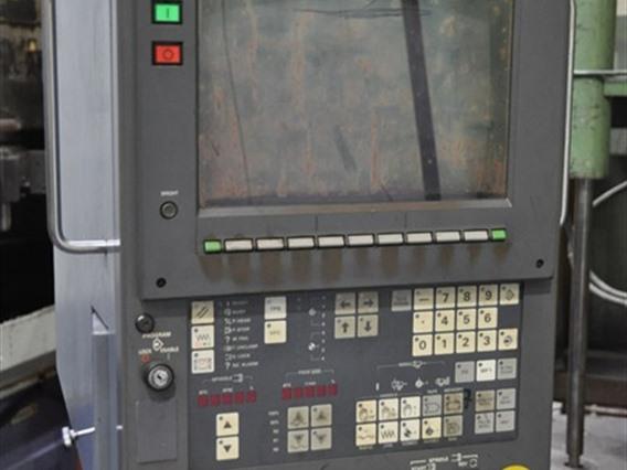 Mazak V-515/40 X: 1050 - Y: 510 - 560 mm CNC