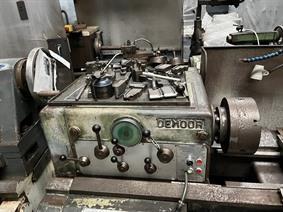 Demoor 821 Ø 490 x 1500 mm, Centre lathes