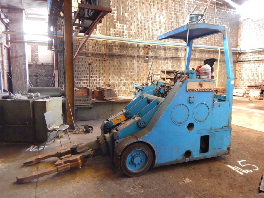 Dango Machine Used Vehicles (lift trucks - loading - cleaning etc), Dango ...