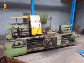 Tos SUS 80H Ø 840 x 2000 mm, Centre lathes